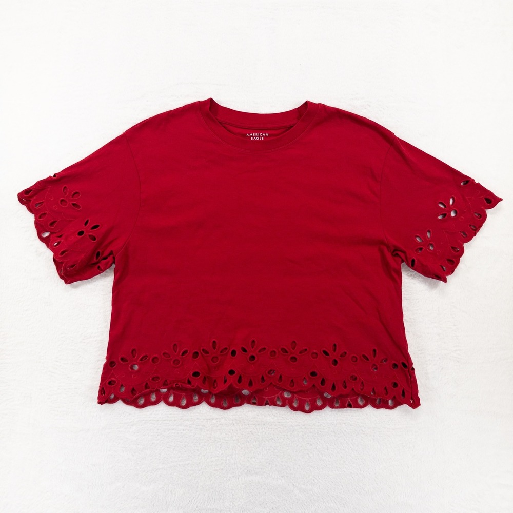 American Eagle T-Shirt Sz Medium Red Cropped Eyelet Embroidered Scallop Hem